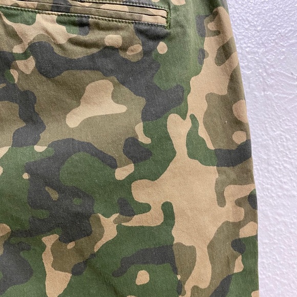 Gap camo broken in khakis - Picture 5 of 6